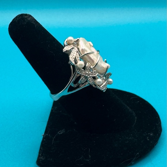 Harold Trujillo Mother of Pearl Statement Cocktail Ring - Picture 11 of 13